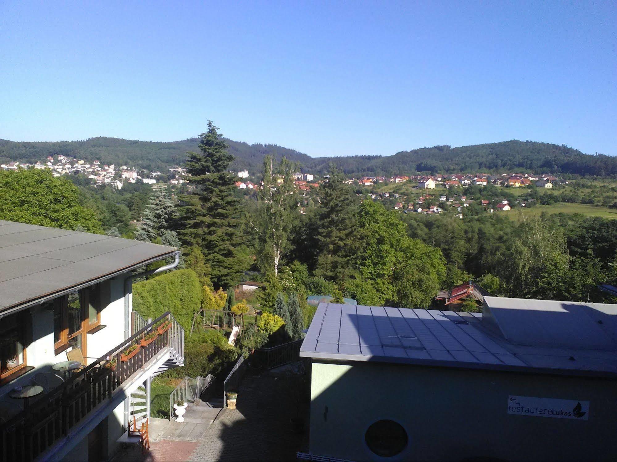 Pension Lukas Karlovy Vary Exterior photo